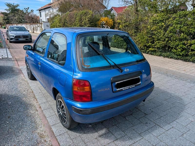 Gebraucht Nissan Micra 60 PS (44 kW) 1995 Blau Kleinwagen