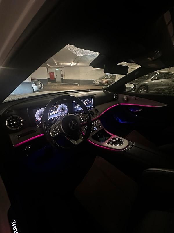 Gebraucht Mercedes E300 245 PS (180 kW) 2019 Weiß Limousine