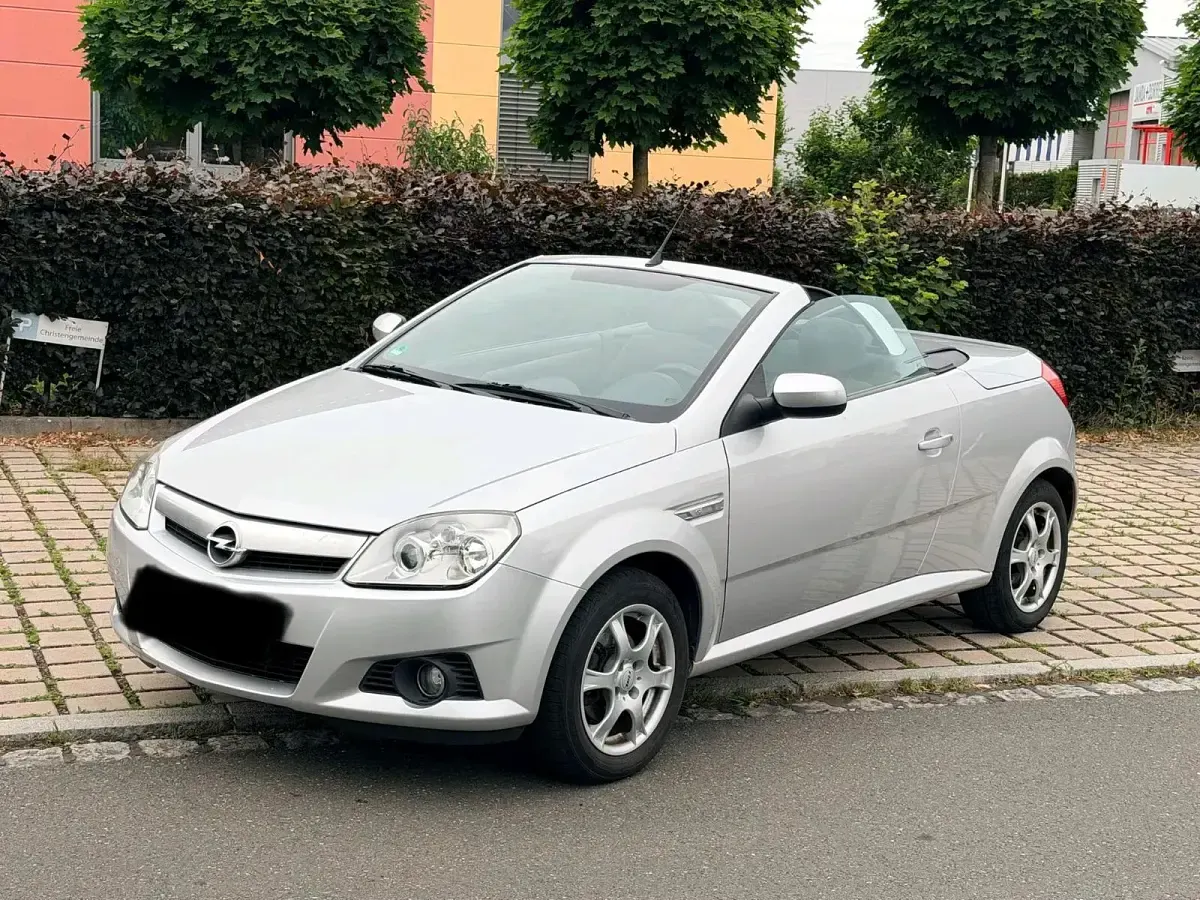 Gebraucht Opel Tigra 90 PS (66 kW) 2005 Silber Cabrio