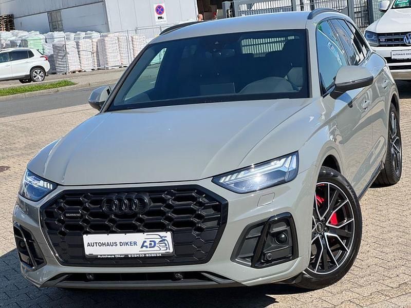 Grau Gebraucht 2022 Audi Q5 S-Line SUV | 45.900 € (Etwas zu teuer) - Bild 1/4
