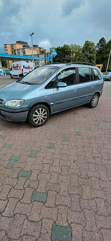 Silber Gebraucht 2003 Opel Zafira Van / Kleinbus | 1.100 € (Guter Preis) - Bild 1/4