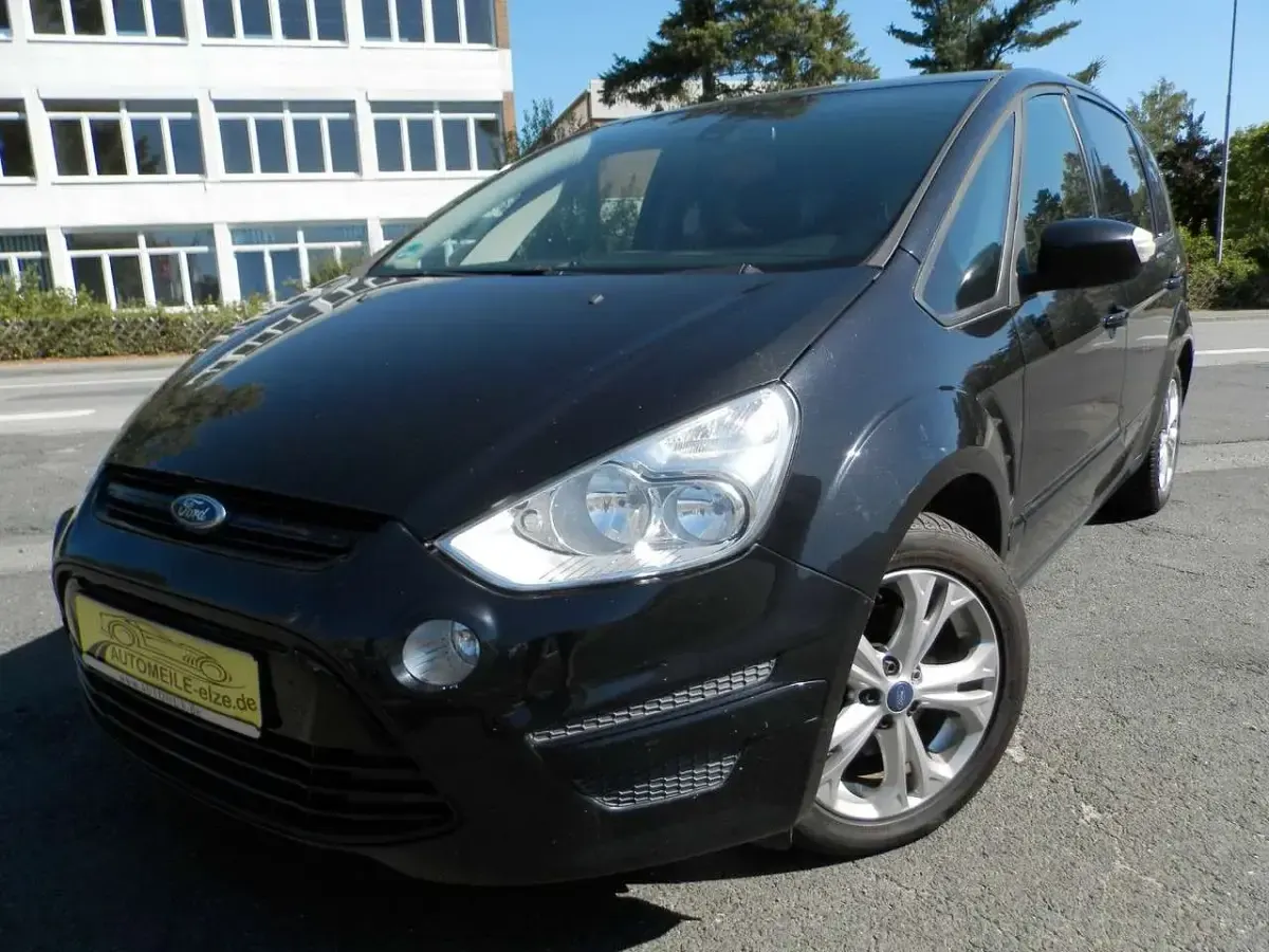 Gebraucht Ford S-MAX Trend 140 PS (102 kW) 2011 Schwarz Van / Kleinbus