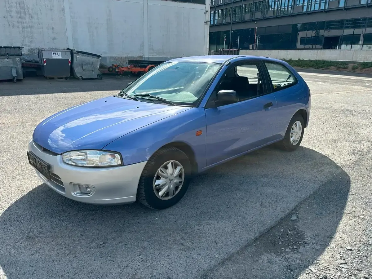 Gebraucht Mitsubishi Colt 80 PS (58 kW) 1999 Blau Kleinwagen