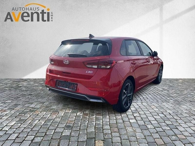 Gebraucht Hyundai i30 Advantage 101 PS (74 kW) 2025 Rot Limousine