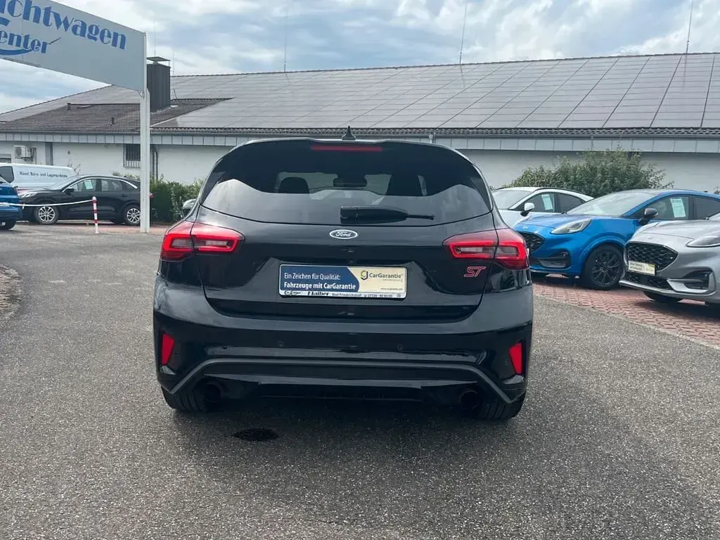 Gebraucht Ford Focus ST 280 PS (205 kW) 2022 Schwarz Limousine