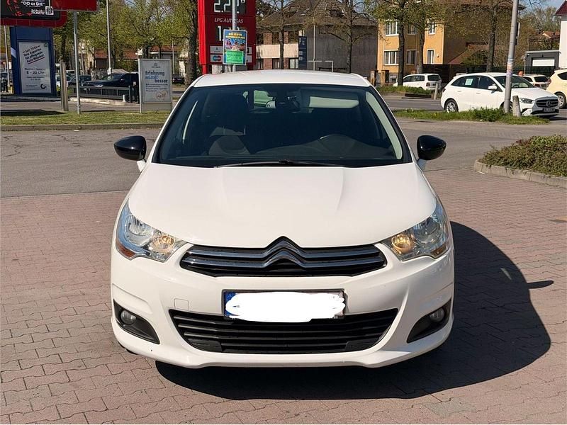 Second-hand Citroën C4 SELECTION 114 CP (83 kW) 2014 Berlinǎ