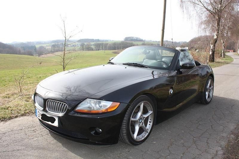 Gebraucht BMW Z4 Performance 231 PS (169 kW) 2003 Schwarz Cabrio