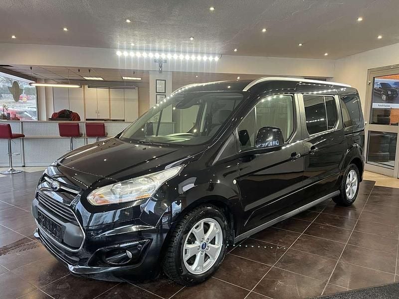 Gebraucht Ford Tourneo Connect Titanium 116 PS (85 kW) 2015 Pantherschwarz metallic Van / Kleinbus