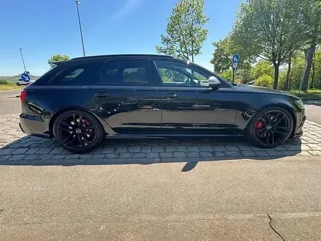 Gebraucht Audi RS6 Ambiente 560 PS (411 kW) 2017 Schwarz Kombi