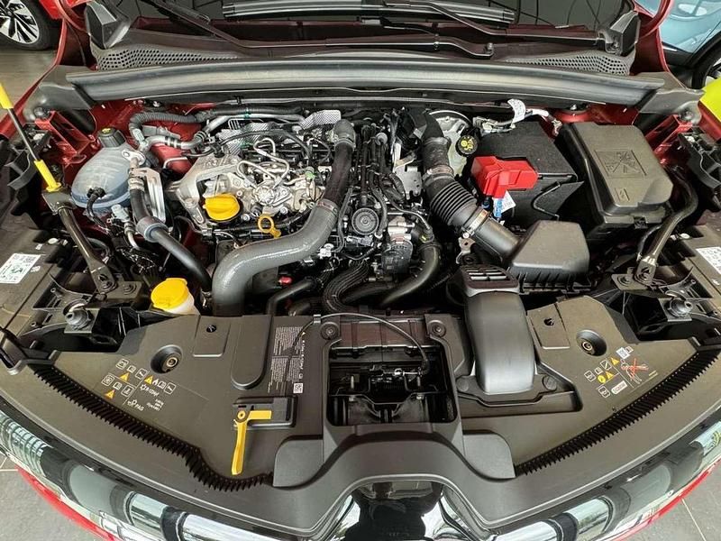 Gebraucht Renault Captur Techno 140 PS (102 kW) 2024 Hell rot metallic SUV