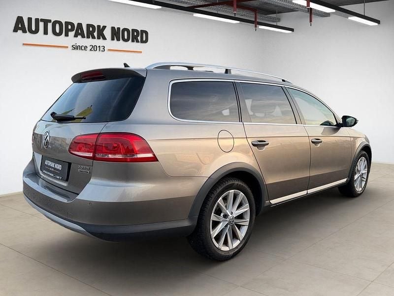 Gebraucht VW Passat Alltrack 140 PS (102 kW) 2013 Light brown metallic Kombi