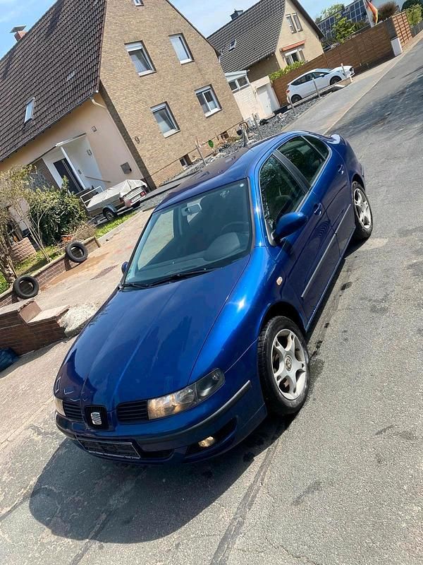 Gebraucht Seat Toledo 104 PS (76 kW) 2004 Blau Limousine