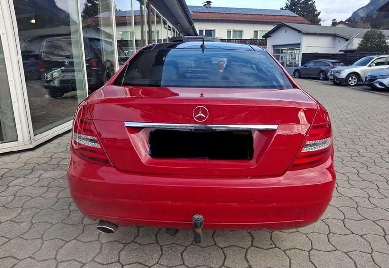 Gebraucht Mercedes C250 204 PS (150 kW) 2014 Rot Coupé
