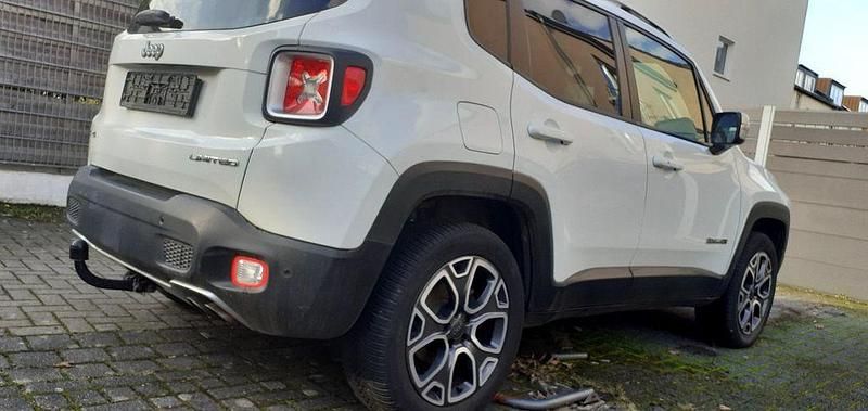 Gebraucht Jeep Renegade Limited 170 PS (125 kW) 2015 Weiß SUV
