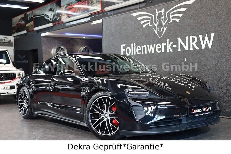 Tiefschwarzmetallic Gebraucht 2020 Porsche Taycan 4S Limousine | 60.999 € (Guter Preis) - Bild 1/4