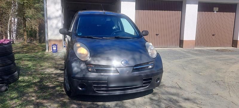 Usado Nissan Micra 65 HP (47 kW) 2006 Cinzento Citadino