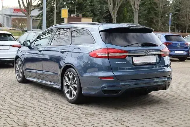 Gebraucht Ford Mondeo 150 PS (110 kW) 2019 Blau Kombi