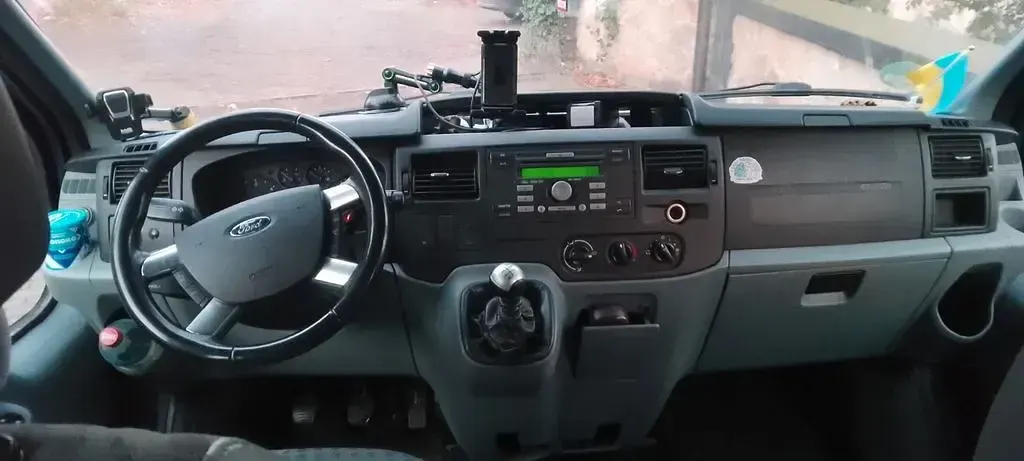 Second-hand Ford Transit 101 CP (74 kW) 2012 Albastru Monovolum