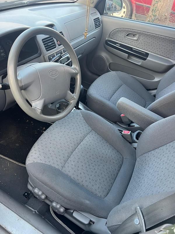 Gebraucht Kia Rio 97 PS (71 kW) 2003 Grau Kombi