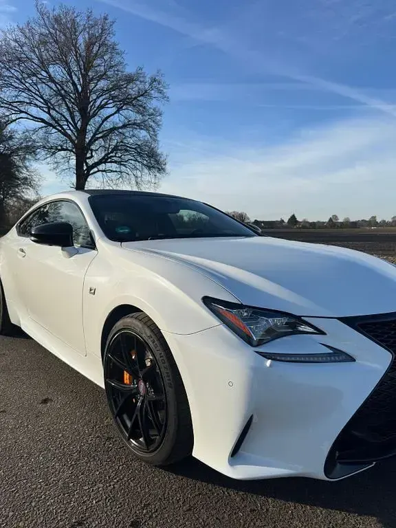 Gebraucht Lexus RC200 Sport Line 245 PS (180 kW) 2017 Weiß Coupé