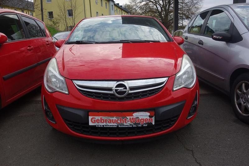 Gebraucht Opel Corsa Satellite 101 PS (74 kW) 2011 Rot Kleinwagen