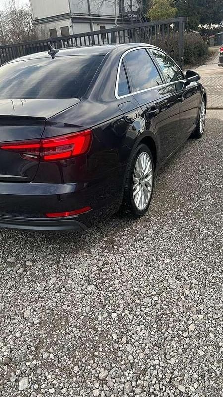 Gebraucht Audi A4 Sport 190 PS (139 kW) 2018 Limousine