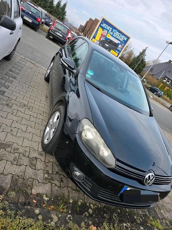 Gebraucht VW Golf VI 80 PS (58 kW) 2010 Schwarz Kleinwagen