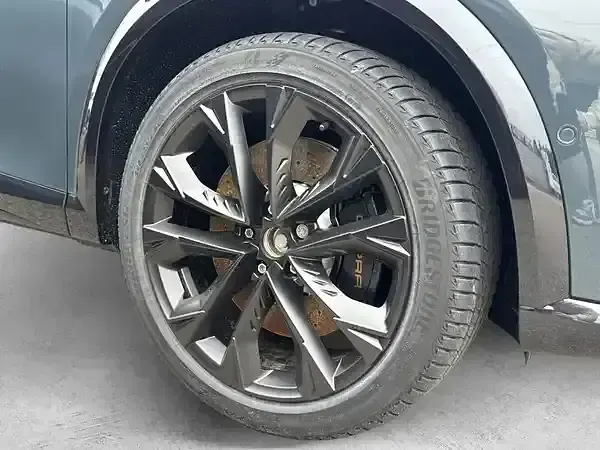 Neu Cupra Formentor 333 PS (244 kW) 2026 Fjord blau SUV