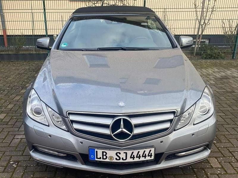 Gebraucht Mercedes 250 204 PS (150 kW) 2012 Grau Cabrio