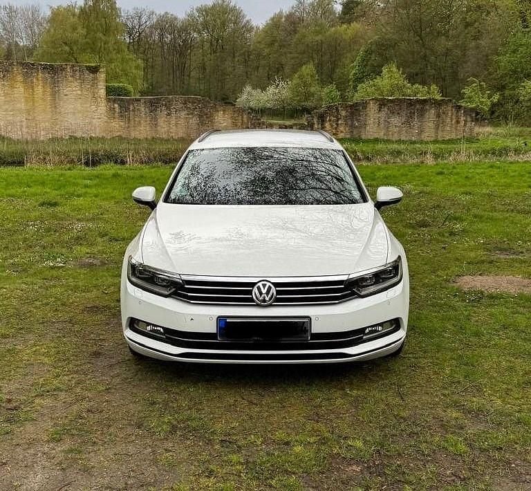 Second-hand VW Passat 150 CP (110 kW) 2018 Alb Break