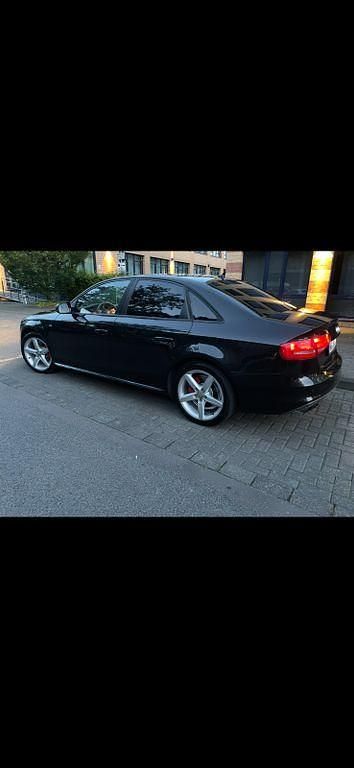 Gebraucht Audi A4 S-Line 143 PS (105 kW) 2012 Schwarz Limousine