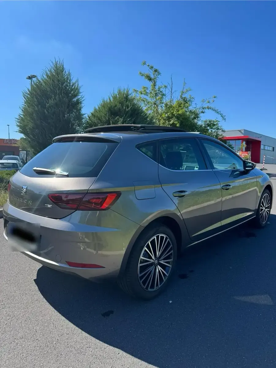 Gebraucht Seat Leon XCELLENCE 150 PS (110 kW) 2017 Andere farben Limousine