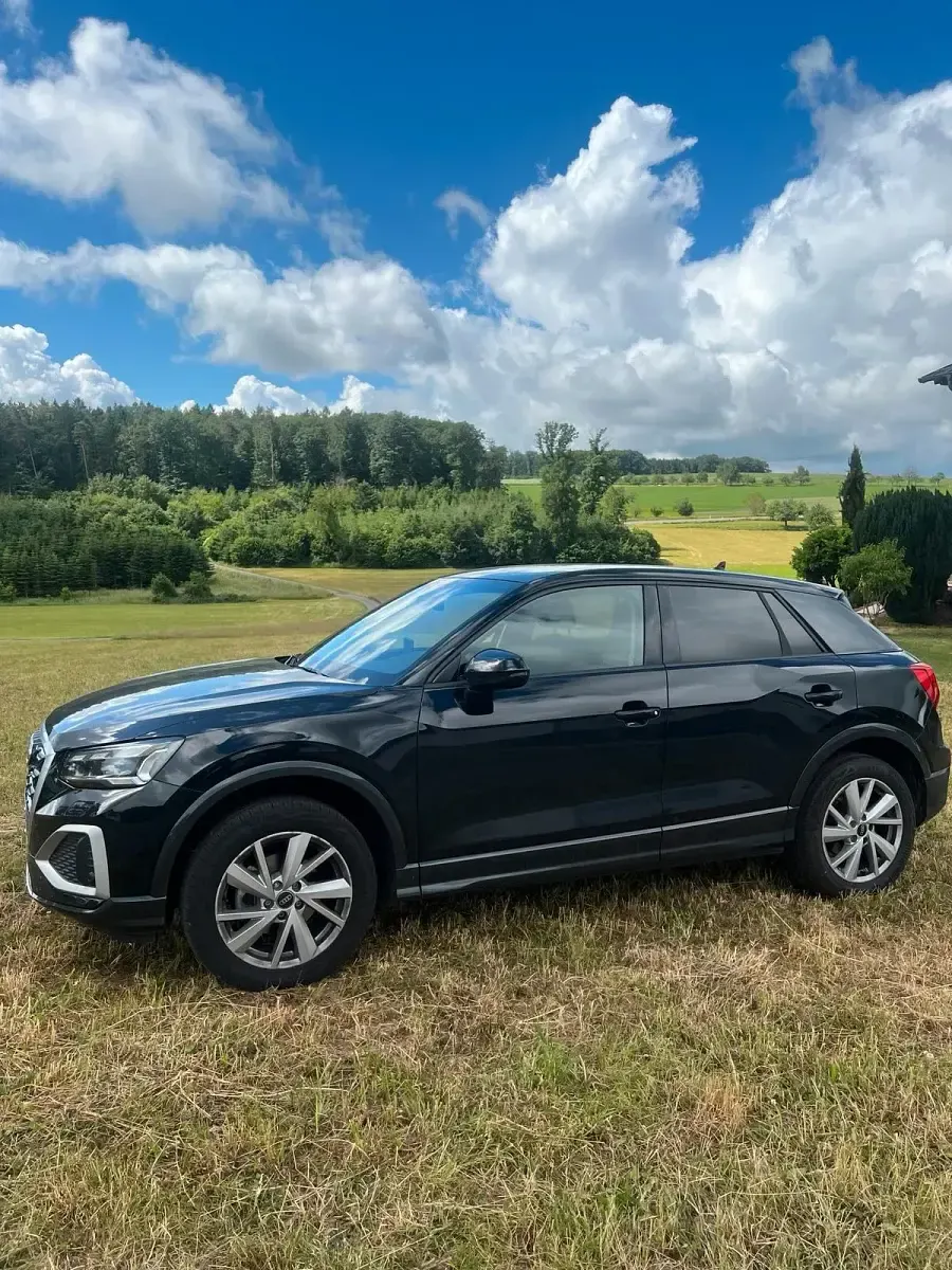 Gebraucht Audi Q2 Advanced Plus 116 PS (85 kW) 2025 Schwarz SUV