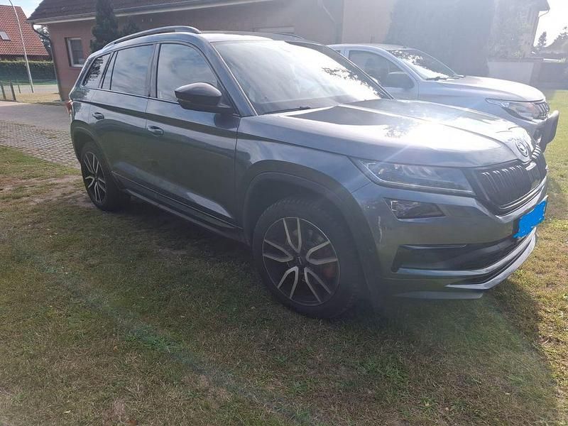 Grau Gebraucht 2019 Skoda Kodiaq RS SUV | 29.000 € (Guter Preis) - Bild 1/4