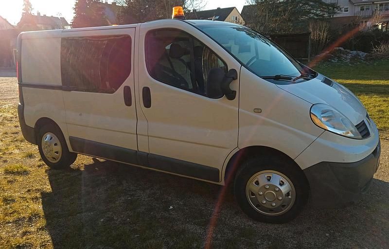 Weiß Gebraucht 2012 Renault Trafic Van | 7.900 € (Superpreis) - Bild 1/4