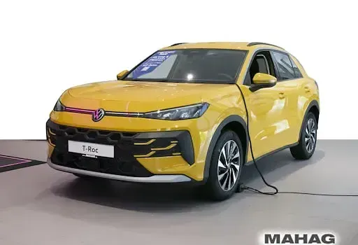 Neu VW T-Roc Life 116 PS (85 kW) 2026 Gelb SUV