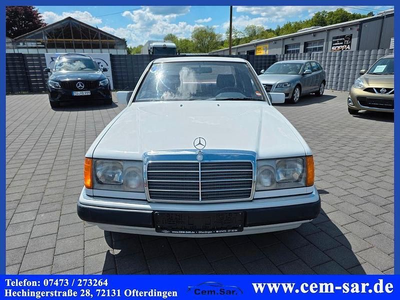 Gebraucht Mercedes E230 132 PS (97 kW) 1989 Other Limousine