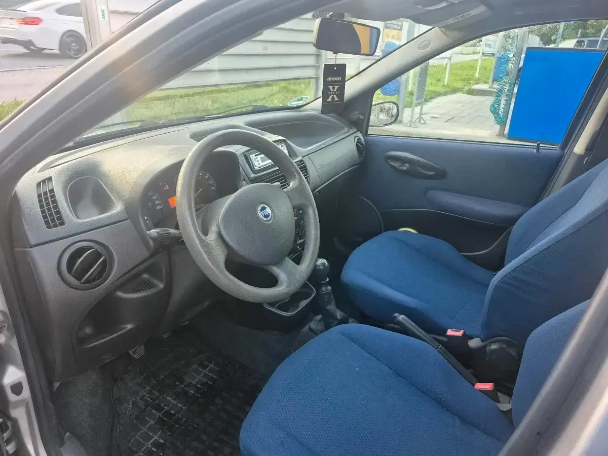 Gebraucht Fiat Punto 60 PS (44 kW) 2003 Grau Kleinwagen