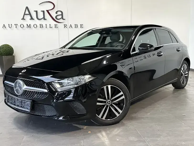 Gebraucht Mercedes A250 Progressive 218 PS (160 kW) 2021 Nachtschwarz Limousine