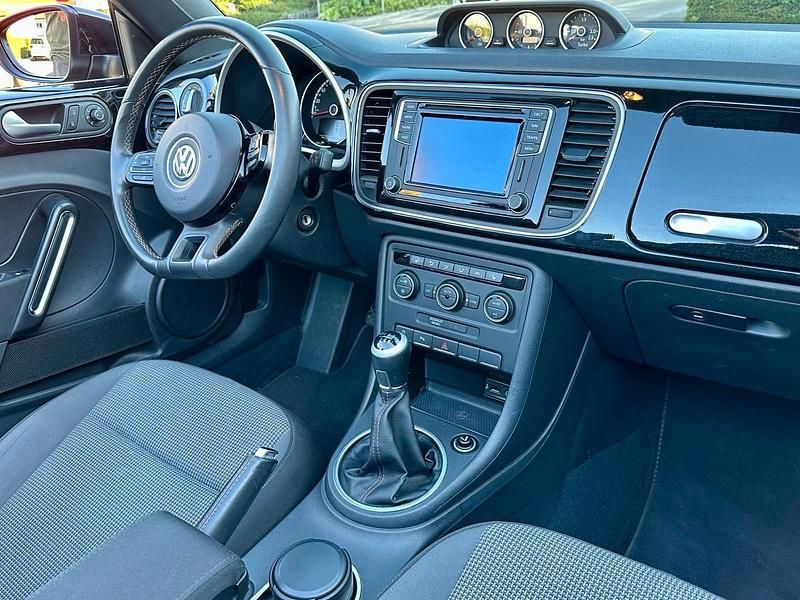 Gebraucht VW Beetle Cabriolet 100 PS (73 kW) 2015 Schwarz Cabrio