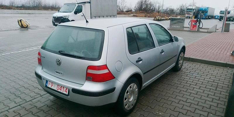 Gebraucht VW Golf IV 2003 Silber Limousine