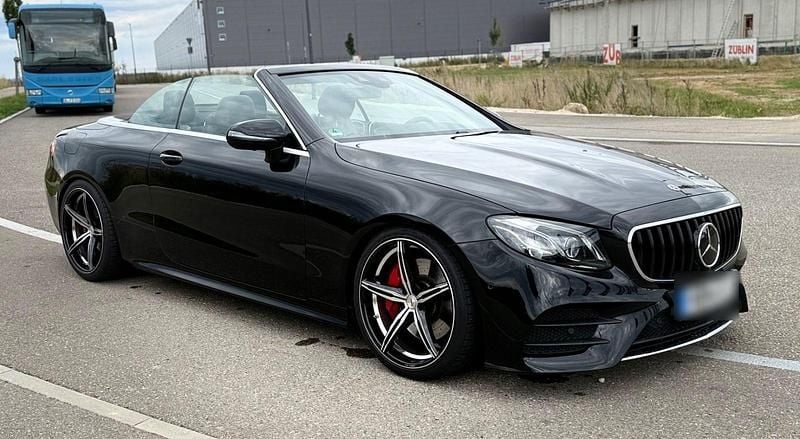 Gebraucht Mercedes E300 245 PS (180 kW) 2018 Schwarz Cabrio