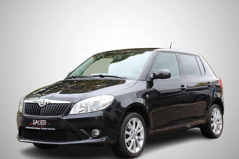 Schwarz Gebraucht 2014 Skoda Fabia Best of Kleinwagen | 8.380 € (Etwas zu teuer) - Bild 1/4