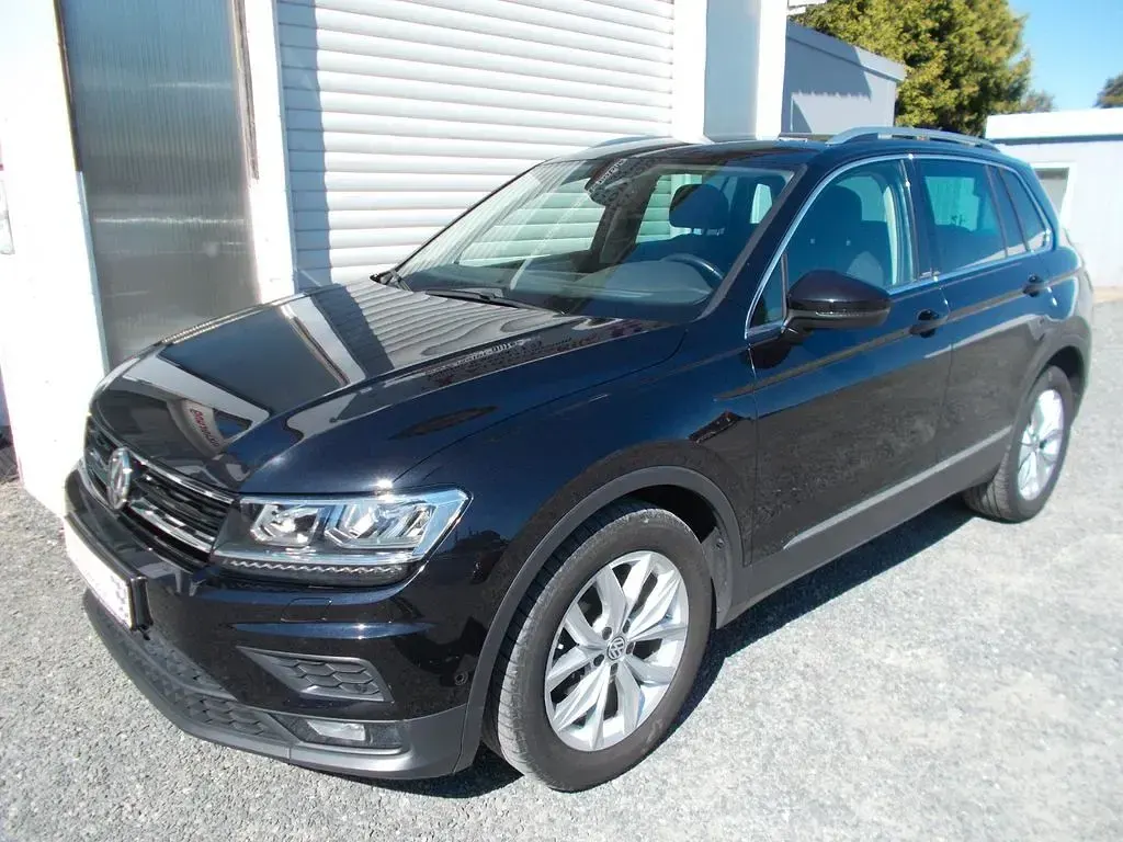 Gebraucht VW Tiguan Business 150 PS (110 kW) 2020 Schwarz SUV