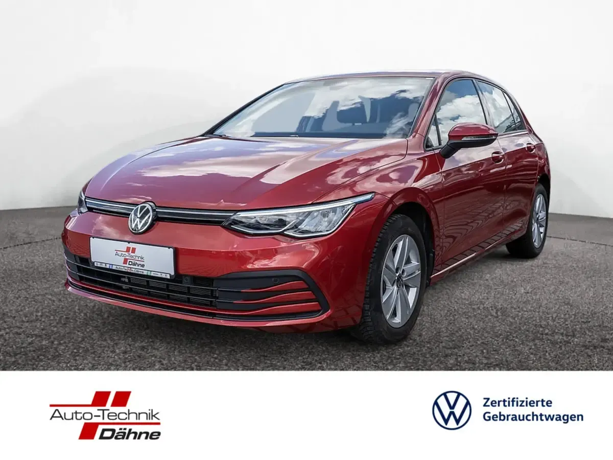 Gebraucht VW Golf VIII Life 110 PS (80 kW) 2022 Limousine