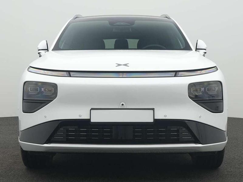 Neu XPENG G9 258 kW (351 PS) 2026 Arcticwhite SUV