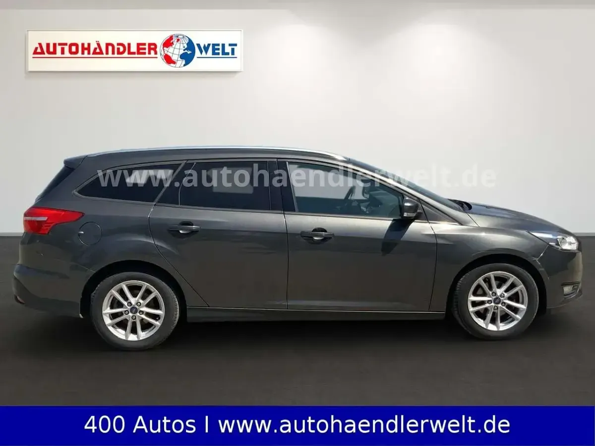 Gebraucht Ford Focus 125 PS (91 kW) 2015 Grau Kombi