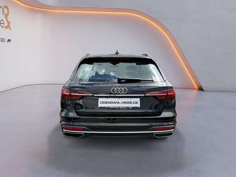 Second-hand Audi A4 Advanced Plus 163 CP (119 kW) 2021 Negru Break