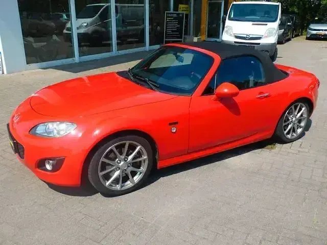 Gebraucht Mazda MX5 20th Anniversary 126 PS (92 kW) 2010 Rot Cabrio