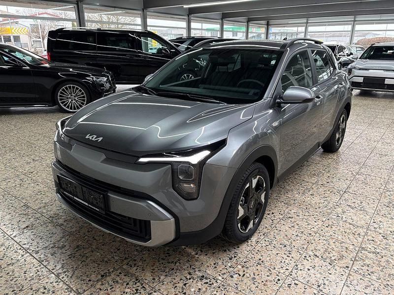 Neu Kia Stonic 101 PS (74 kW) 2026 Grau SUV
